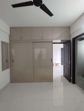 Room in 2 BHK Apartment at Shriram Liberty Square, Electronic City Phase ii – for Rent