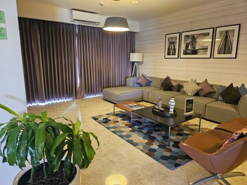 Living Room in 3 BHK Apartment at Marine Drive – for Sale