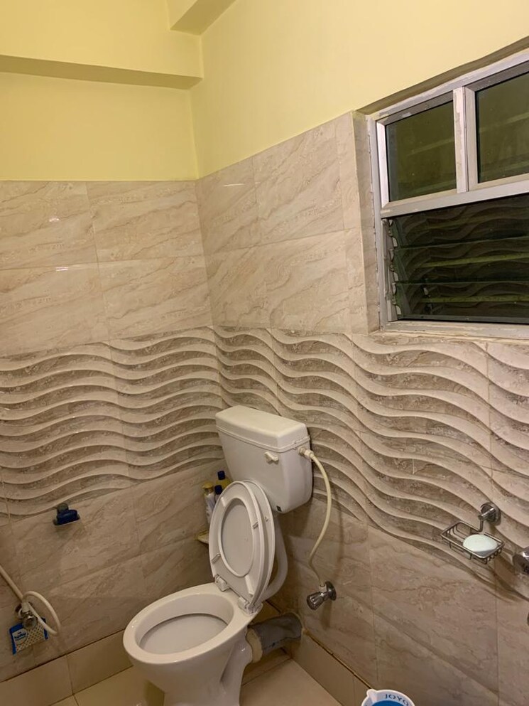 Bathroom, rajarhat 2.5 Bedroom 1180 Sq.Ft. Apartment In Rajarhat Kolkata 9015406