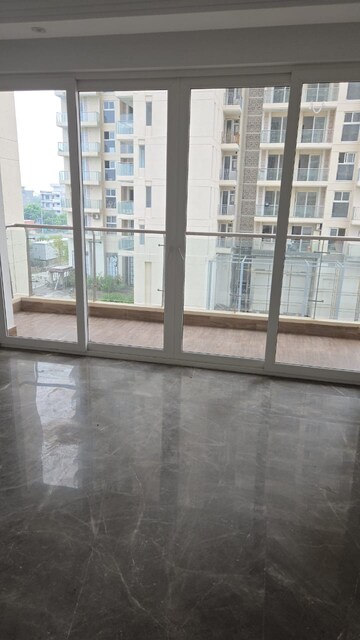 Room in 2 BHK Apartment at Sector 152 – for Sale