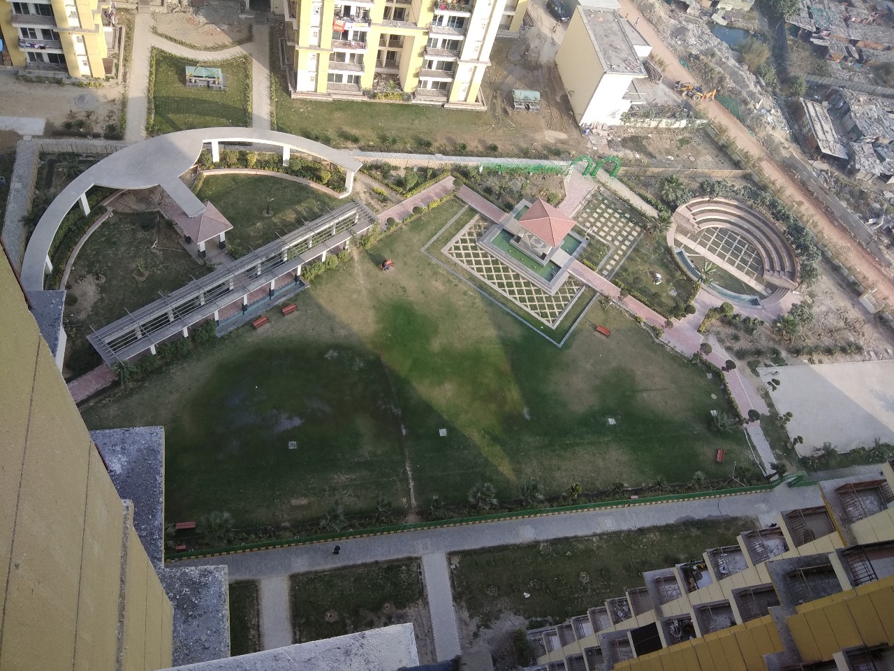 2 BHK + Study Room Apartment For Rent in Apex Athena