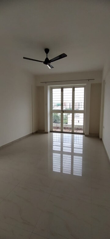 Room in 3 BHK Apartment at Aundh – for Rent
