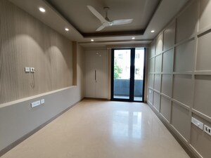 3 BHK Apartment For Sale in DLF The Ultima, Sector 81