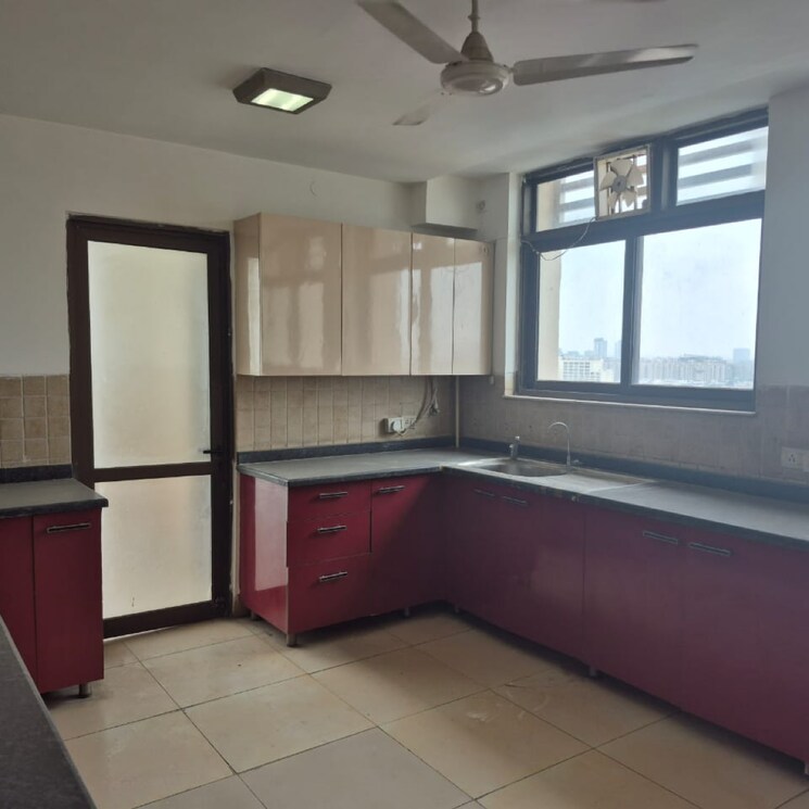 Kitchen, unitech-south-city-ii 3.5 Bedroom 2160 Sq.Ft. Builder Floor In South City 2 Gurgaon 9015474