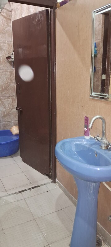 Bathroom in 2 BHK Builder Floor at Dhakoli – for Rent