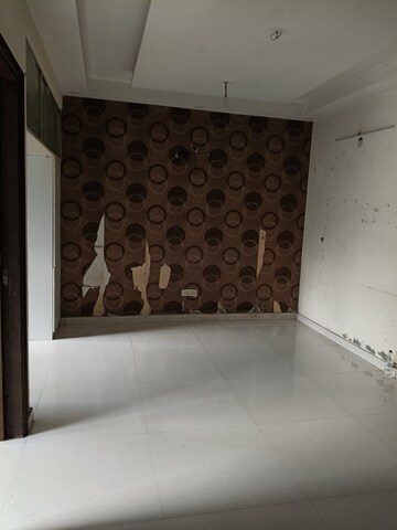 Bedroom in 3 BHK Builder Floor at Pir Machalla – for Rent