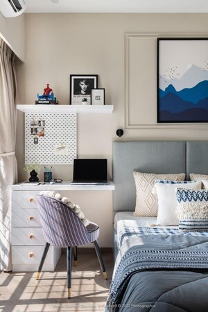 Team Area in 4 BHK Apartment at Juhi Serenity, Ghansoli – for Sale