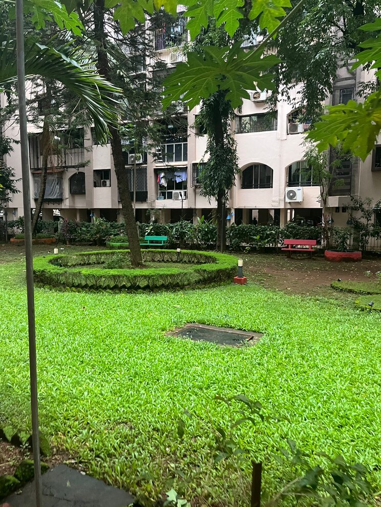 Garden, nand-dham-chs-dahisar 1 Bedroom 430 Sq.Ft. Apartment In Dahisar West Mumbai 9015502