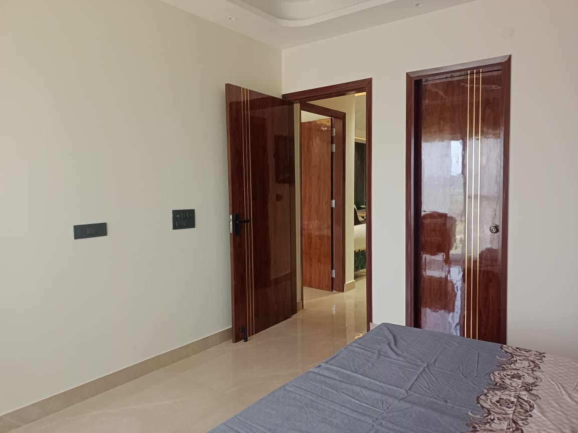 3 BHK Builder Floor For Sale in Amolik Aster Woods