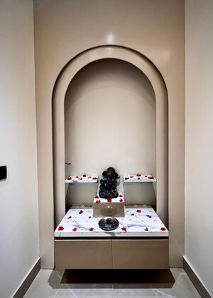 Furnished Amenities in 3 BHK Builder Floor at Amolik Aster Woods, Sector 98 – for Sale