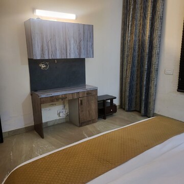 Furnished Amenities in 2 BHK Builder Floor at Defence Officers Apartment, Sector 4 Dwarka – for Rent