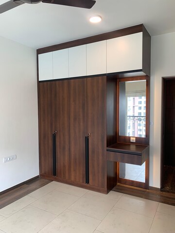 Room in 4 BHK Apartment at Sobha Windsor, Whitefield – for Rent