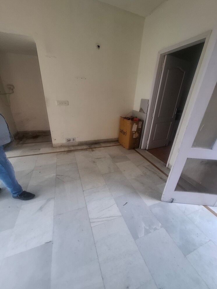 Kitchen, unitech-arcadia 1 Bedroom 240 Sq.Yd. Builder Floor In South City 2 Gurgaon 9015612