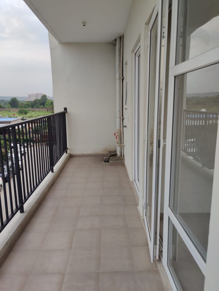 Balcony, gls-arawali-homes-phase-2 3 Bedroom 645 Sq.Ft. Apartment In Sohna Sector 4 Gurgaon 9015643