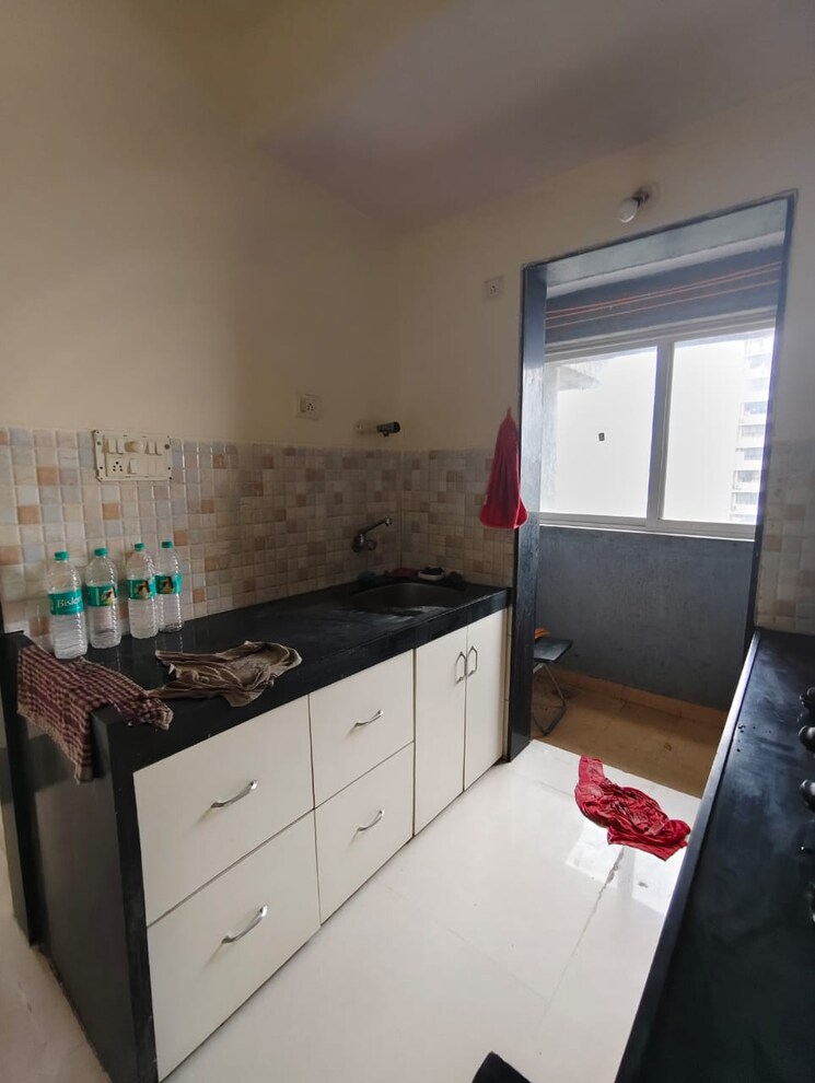 Kitchen, lotus-lotus-link-square 1 Bedroom 700 Sq.Ft. Apartment In Malad West Mumbai 9015658