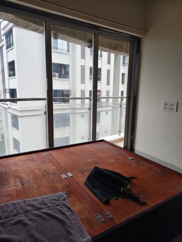 Bedroom in 1 BHK Apartment at Lotus Lotus Link Square, Malad West – for Rent