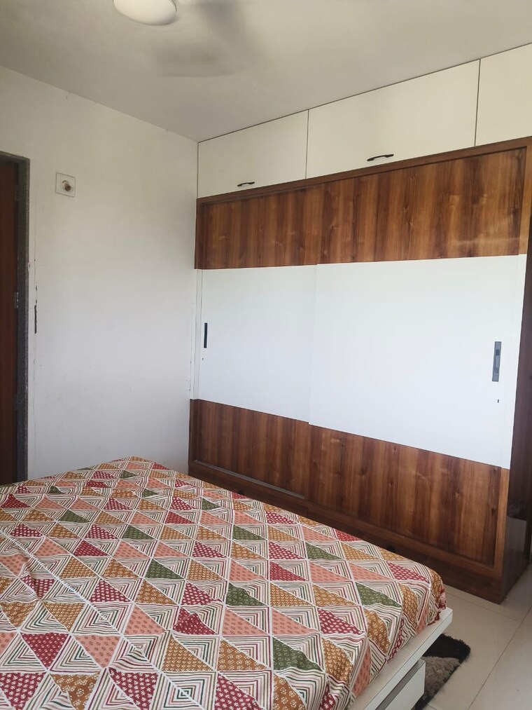Master Bedroom, chandkheda 3 Bedroom 1750 Sq.Ft. Apartment In Chandkheda Ahmedabad 9015660