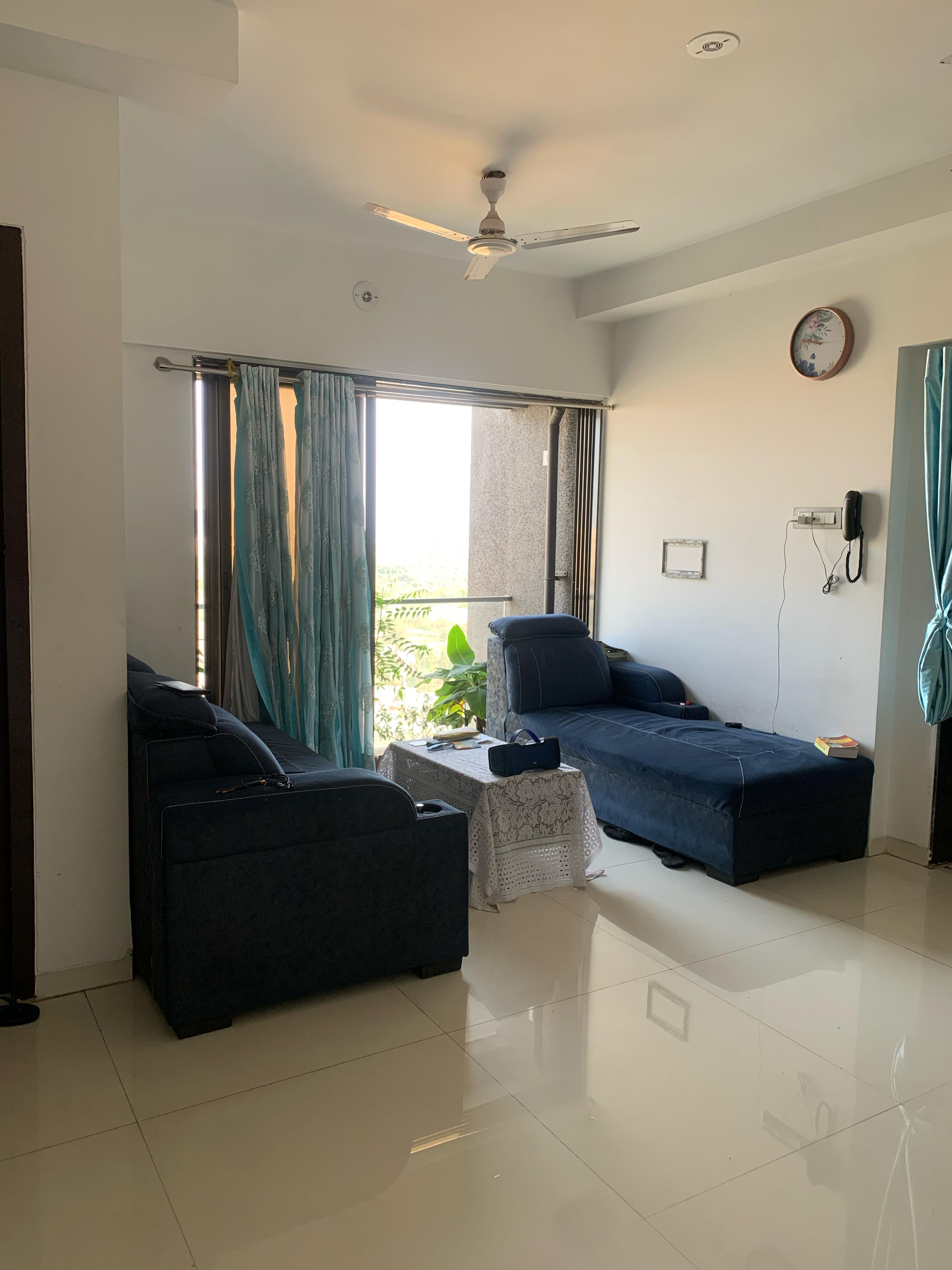 2 BHK Apartment For Rent in Umiya Oasis
