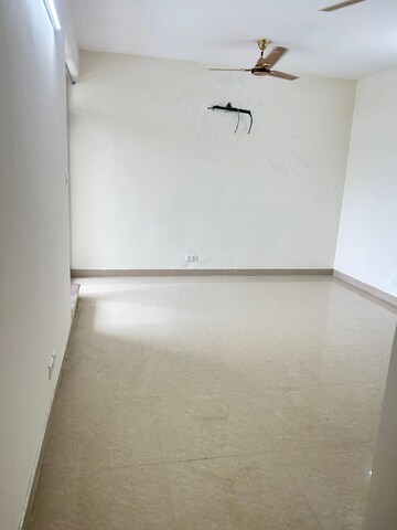 Room in 3 BHK Apartment at Golf Green Apartments, Sector 19 Dwarka – for Rent