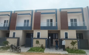 3 BHK Villa For Sale in Kalwar Road