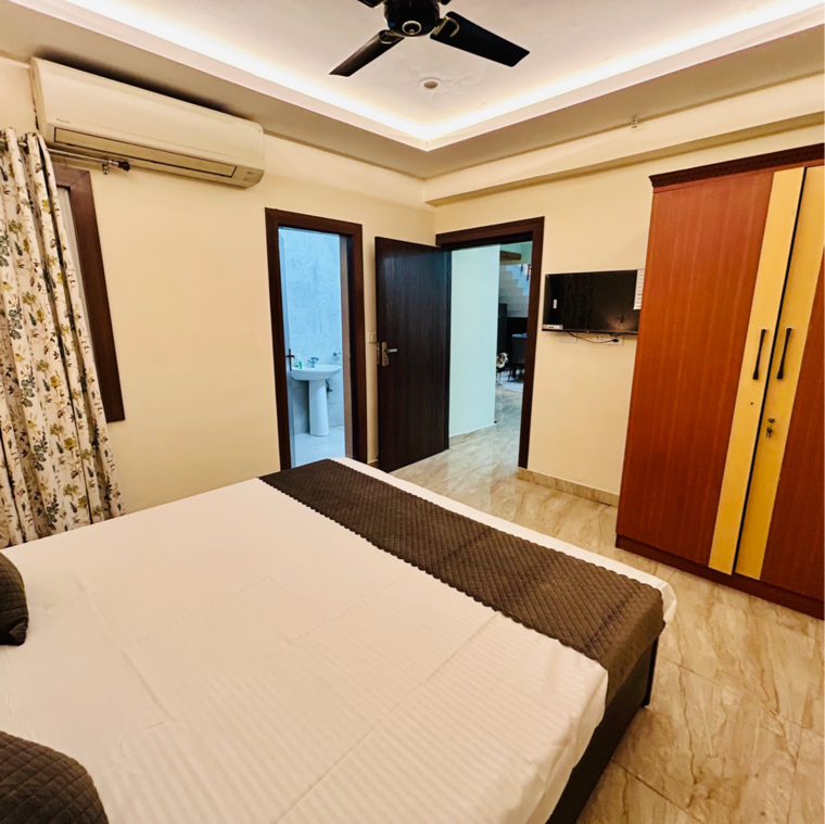 Bedroom, lda-parijaat-apartments 6 Bedroom 3200 Sq.Ft. Penthouse In Gulzar Colony Lucknow 9015753