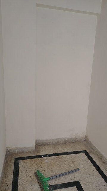 Room in 3 BHK Apartment at Ashiana The Heritage, Vaishali Sector 3 – for Rent