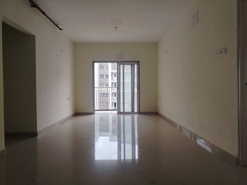Room in 2 BHK Apartment at Indiabulls Greens, New Panvel – for Rent