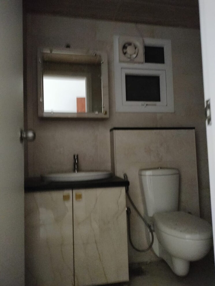 Bathroom, prestige-park-square 3 Bedroom 1650 Sq.Ft. Apartment In Bannerghatta Road Bangalore 9015795