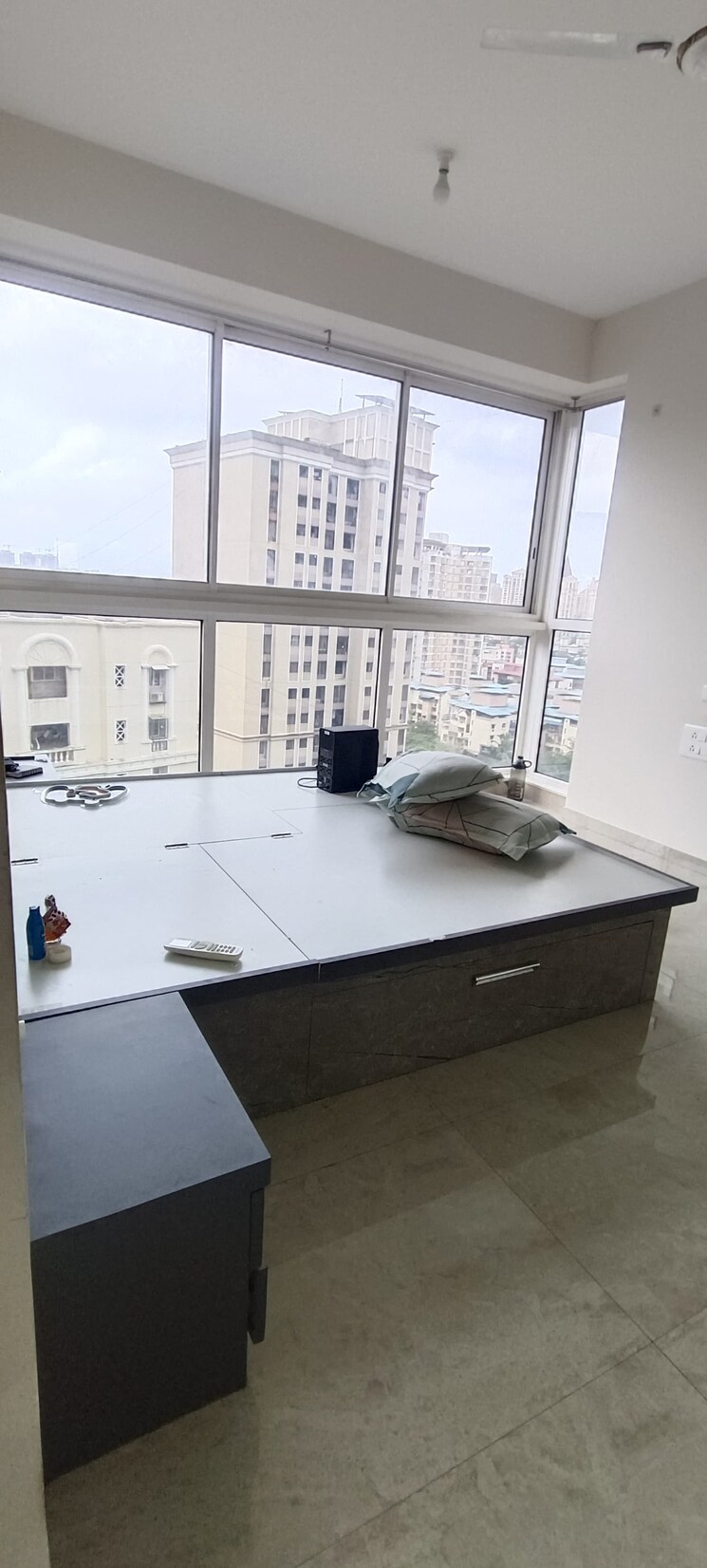 Team Area, tata-serein 3 Bedroom 1000 Sq.Ft. Apartment In Pokhran Road No Two Thane 9015796