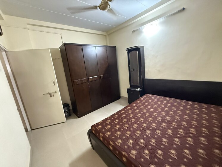 Master Bedroom, sapphire-lakeside 1 Bedroom 600 Sq.Ft. Apartment In Powai Mumbai 9015813