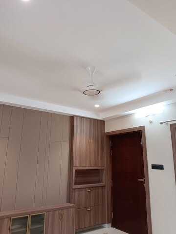 Furnished Amenities in 3 BHK Apartment at Poulomi Avante, Kokapet – for Rent