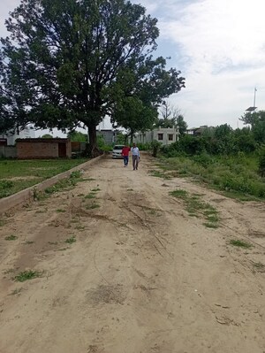  Plot For Sale in Tulsi Enclave, Kamta