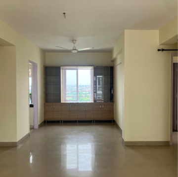 Room in 3 BHK Apartment at Shiv Sai Ozone Park, Sector 86 – for Rent