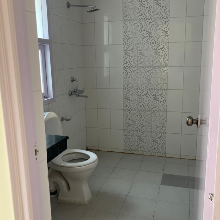 Bathroom, shiv-sai-ozone-park 3 Bedroom 1111 Sq.Ft. Apartment In Sector 86 Faridabad 9015879