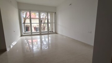 Room in 3 BHK Apartment at Nirman Adi, Kalyani Nagar – for Rent