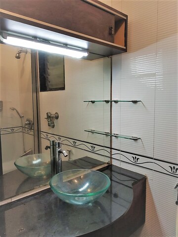 Team Area in 2 BHK Apartment at Lake Florence, Powai – for Rent