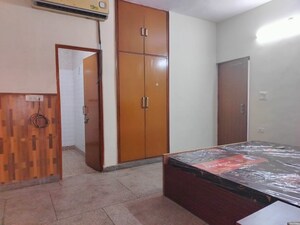 Room in 3 BHK Apartment at RWA Jasola Sector 7, Jasola – for Sale