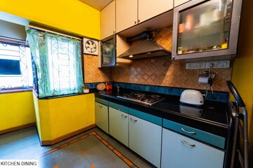 Kitchen in 4 BHK Apartment at Amarnath Towers, Andheri West – for Rent