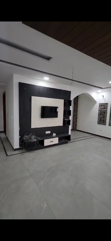 4 BHK Builder Floor For Rent in Sector 21c