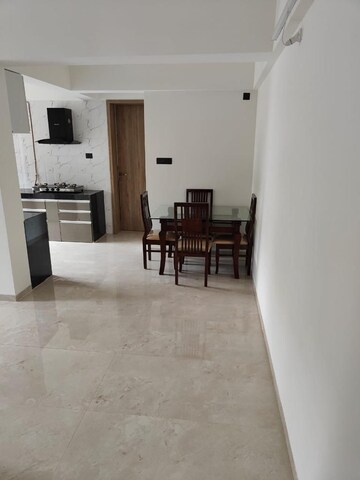 Room in 2 BHK Apartment at LMS Finswell Woods, Viman Nagar – for Rent