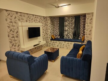 Bedroom in 2 BHK Apartment at LMS Finswell Woods, Viman Nagar – for Rent