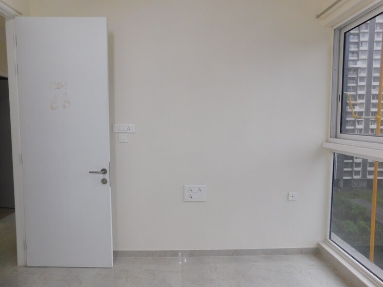 Room, tata-serein 2 Bedroom 688 Sq.Ft. Apartment In Pokhran Road No Two Thane 9015902