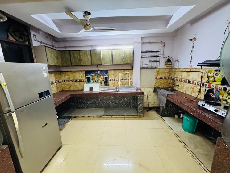 Kitchen, gaurs-green-avenue 4 Bedroom 2000 Sq.Ft. Apartment In Abhay Khand Ghaziabad 9015944