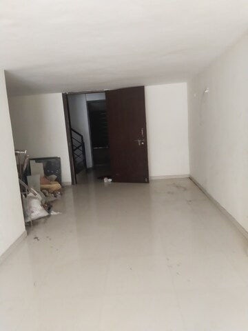 Room in  Shop at Empire Tower Rasta Peth, Rasta Peth – for Sale