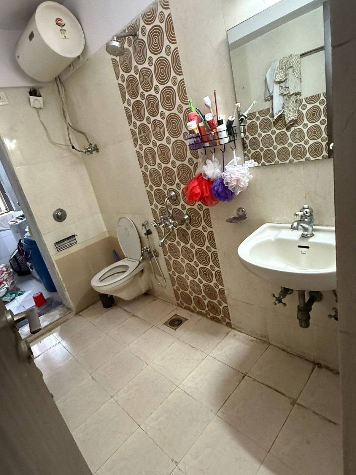 1 BHK + Pooja Room Apartment For Rent in Sai Smruti Dadar East