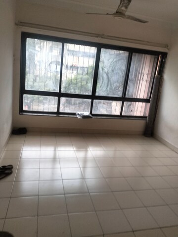 Room in 2 BHK Apartment at Sahyadri Park, Kondhwa – for Rent