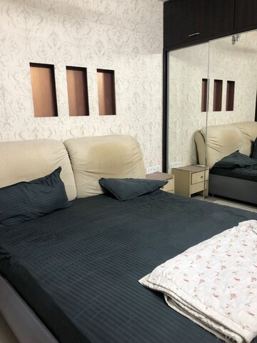 Bedroom in 2 BHK Apartment at Hiranandani Gardens Lotus, Powai – for Rent