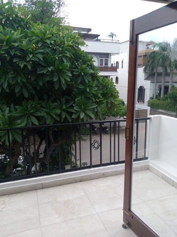 Balcony in 4 BHK Builder Floor at Maharani Bagh – for Rent
