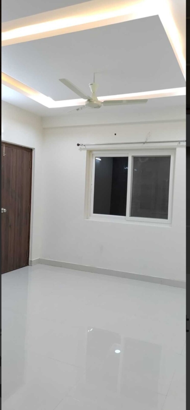 Room, hpr-lakefront 2 Bedroom 1376 Sq.Ft. Apartment In Hafeezpet Hyderabad 9016009