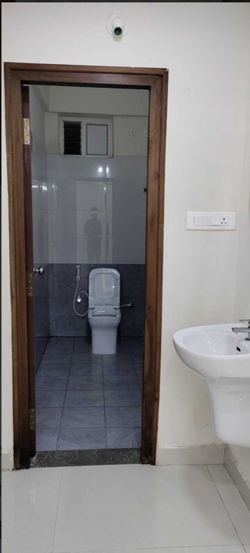 Bathroom in 2 BHK Apartment at HPR Lakefront, Hafeezpet – for Rent